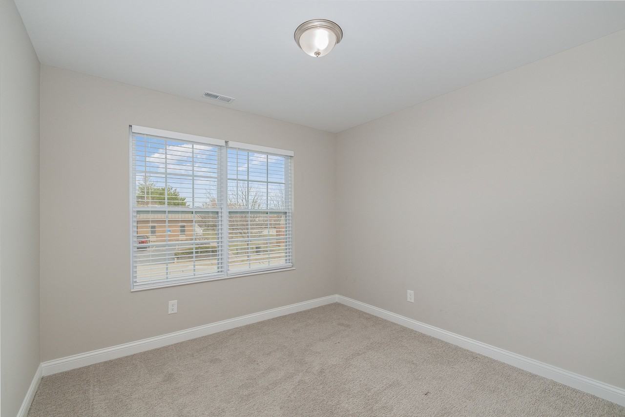 2017 Terrace Ct #2017 - Photo 2 of 18