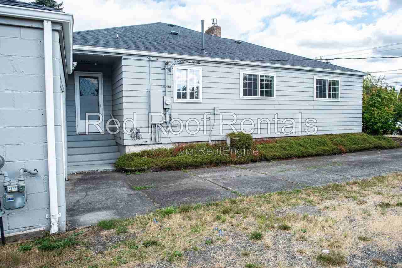 1523 4th Ave Nw - Photo 5 of 47