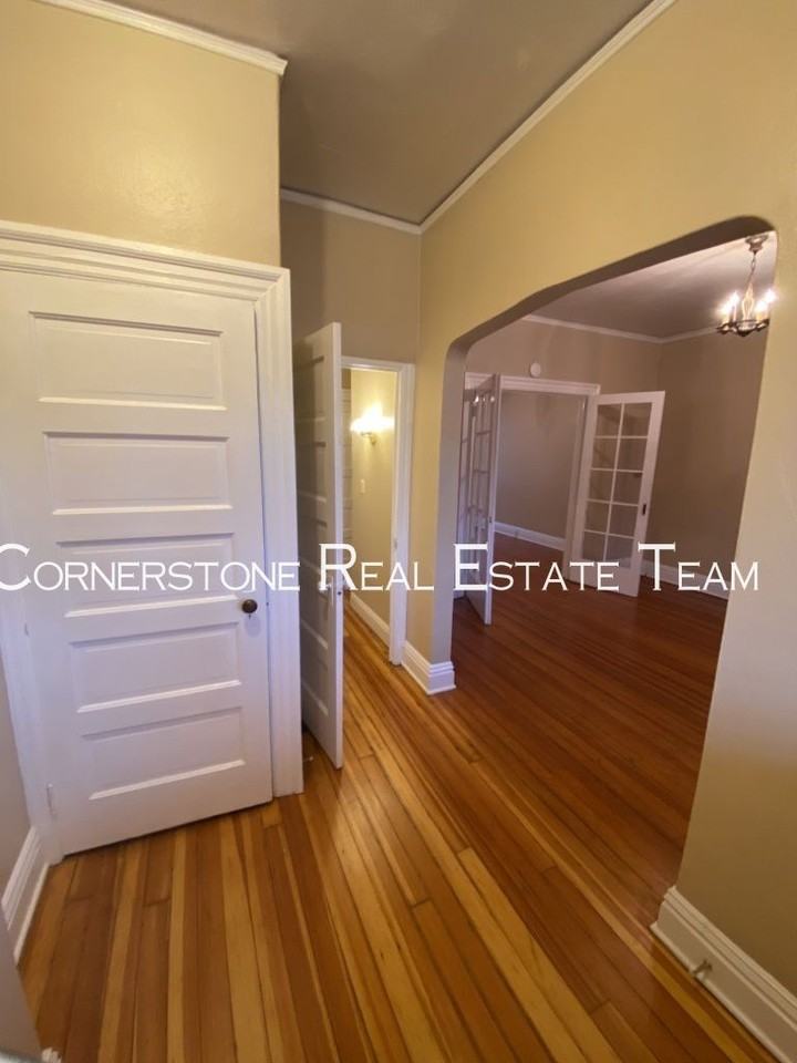 1201 N Nevada Ave #101 - Photo 3 of 18