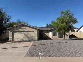 featured image of 702 E Appaloosa Rd
