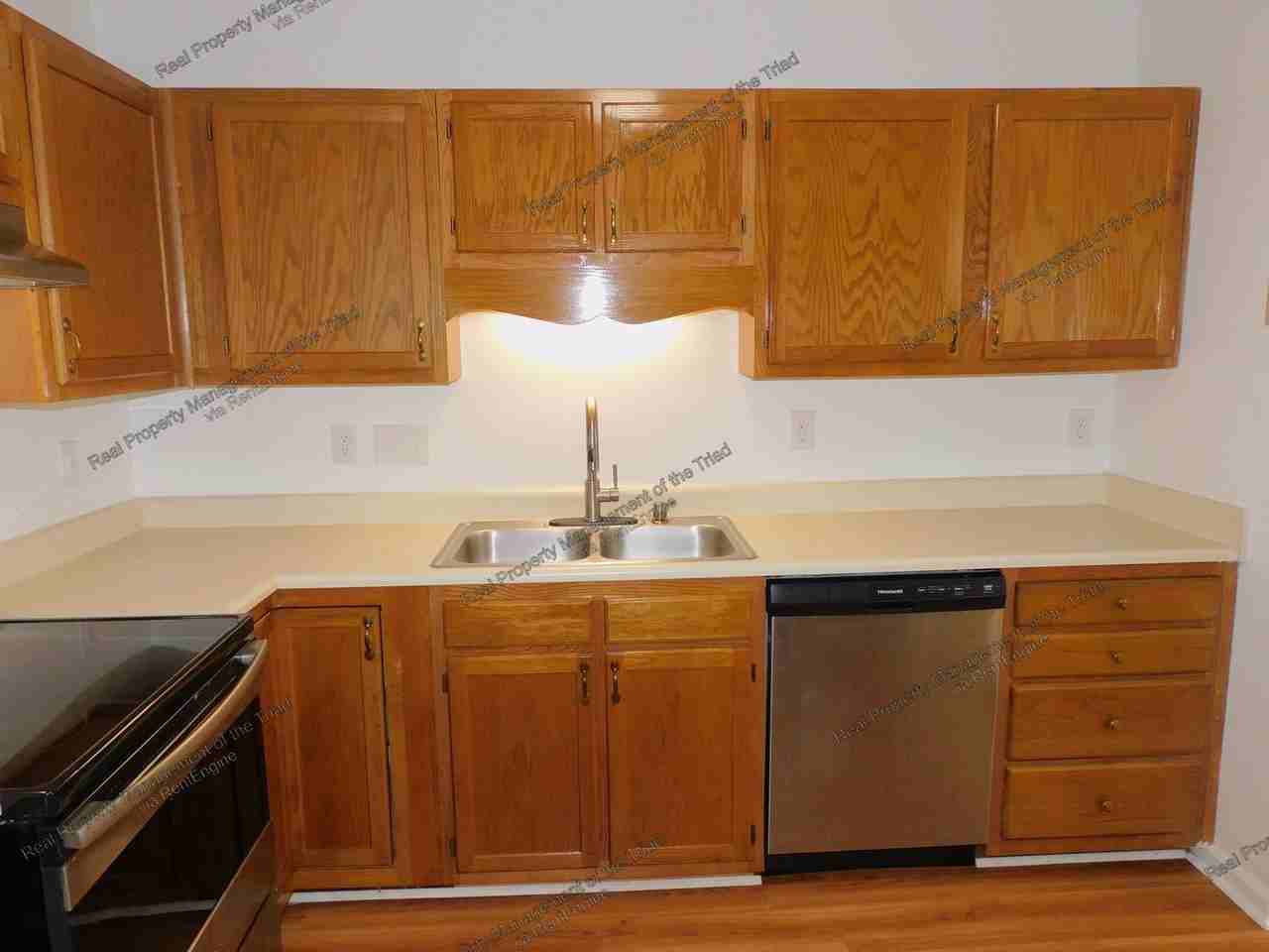 7 Meadowood Glen Way #A - Photo 6 of 21