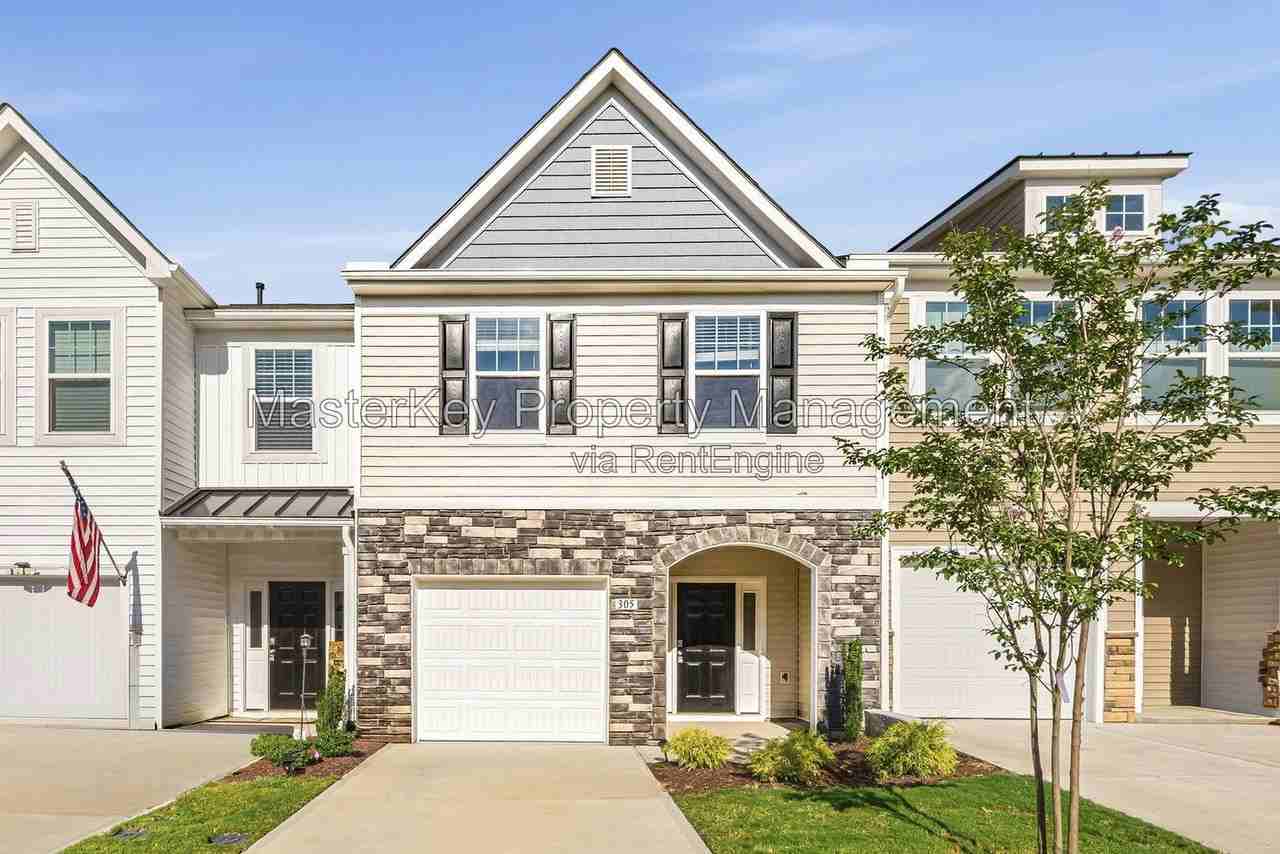 305 Whitley Ridge Dr