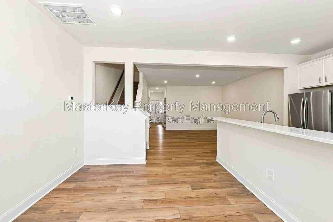 305 Whitley Ridge Dr - Photo 7 of 36