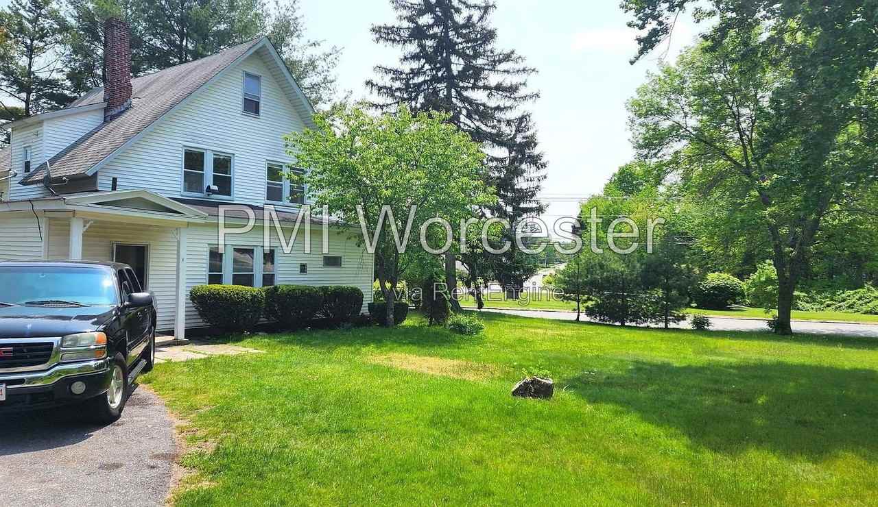 181 Main St #1 - Photo 2 of 19
