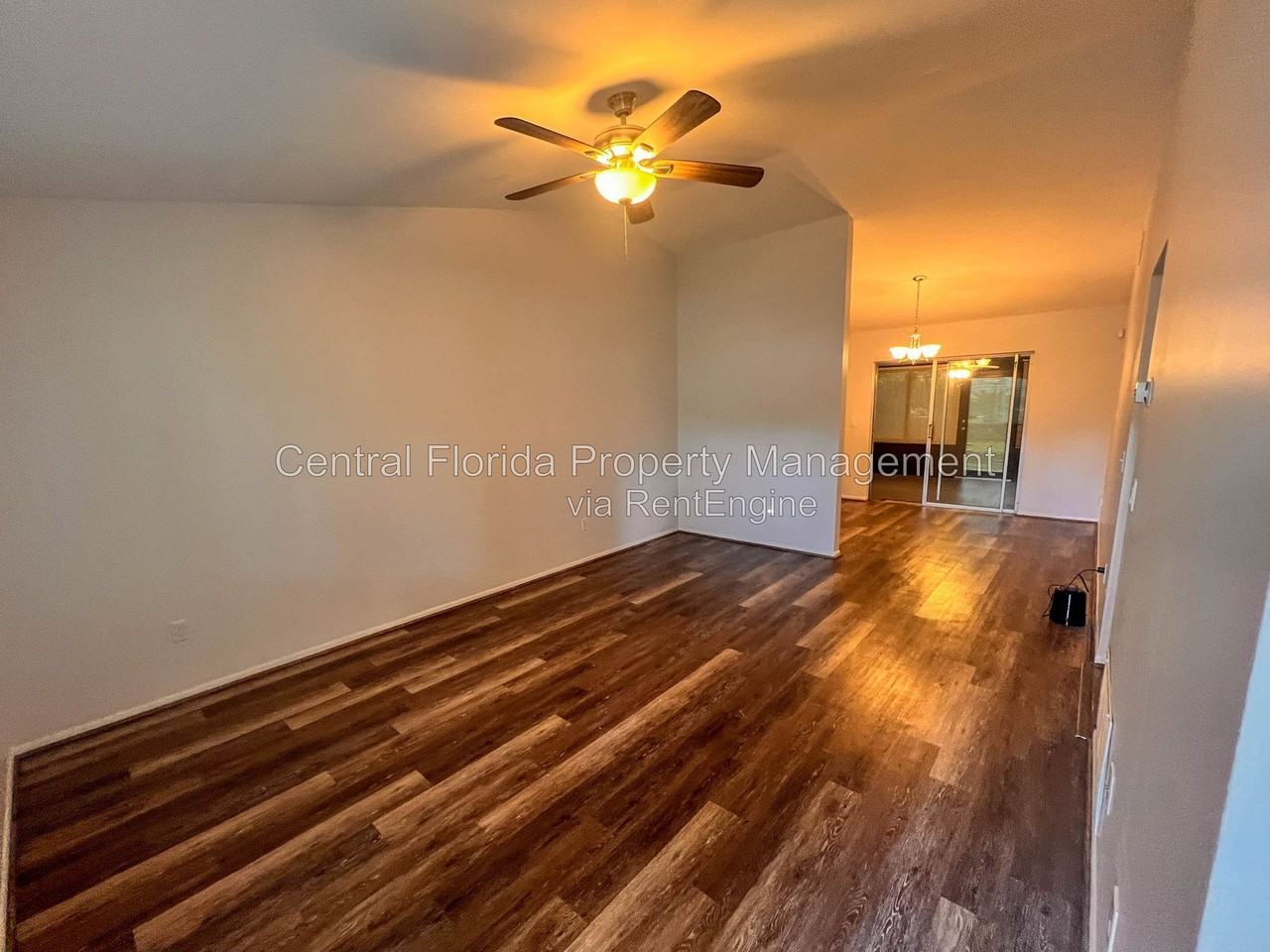 7915 Compass Dr - Photo 3 of 14