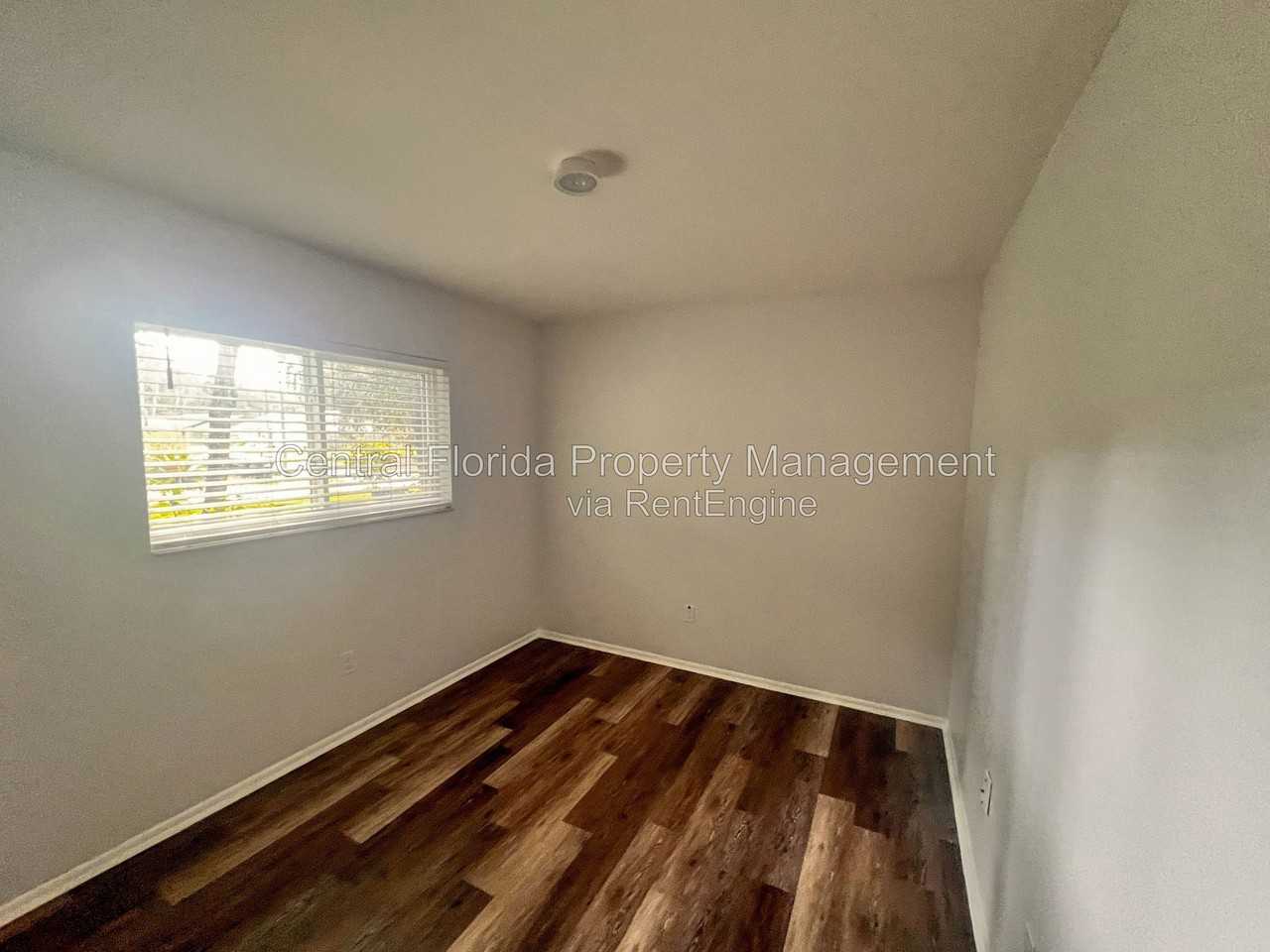 7915 Compass Dr - Photo 7 of 14