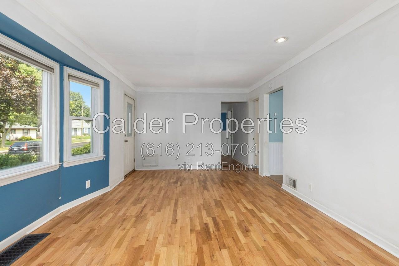 2135 Avon Ave Sw - Photo 4 of 29