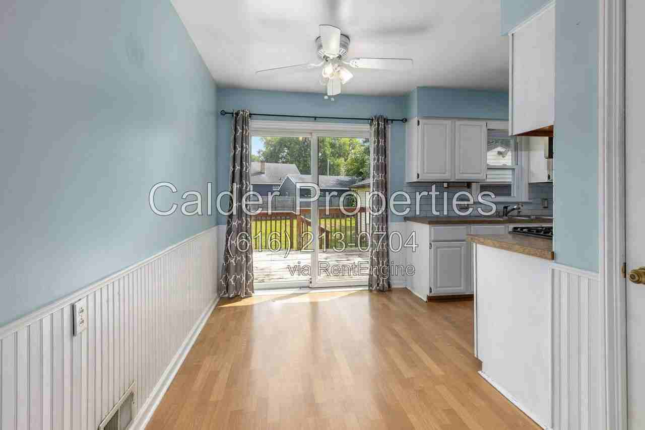 2135 Avon Ave Sw - Photo 7 of 29