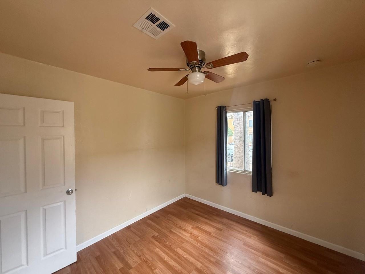4523 51st St - Photo 2 of 19