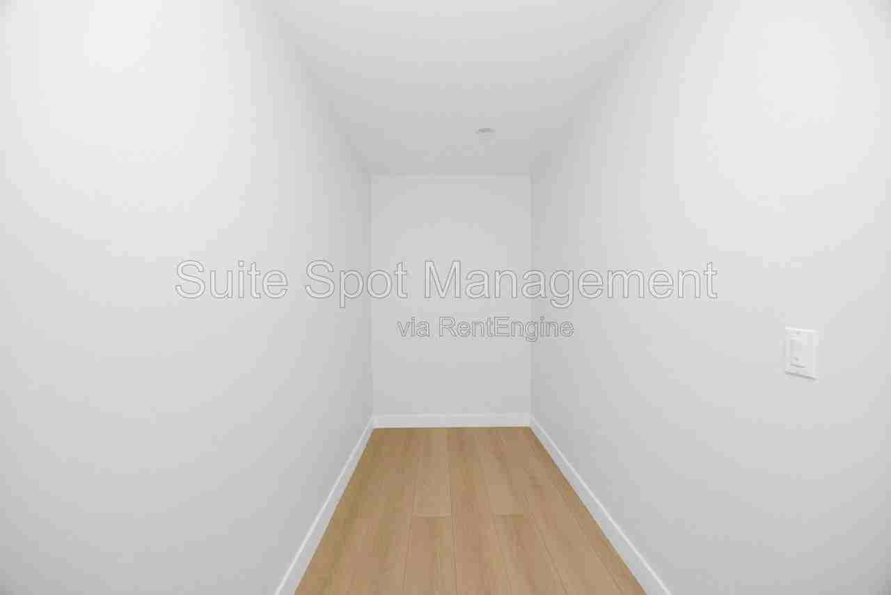 1605 Vuelta Grande Ave - Photo 6 of 6