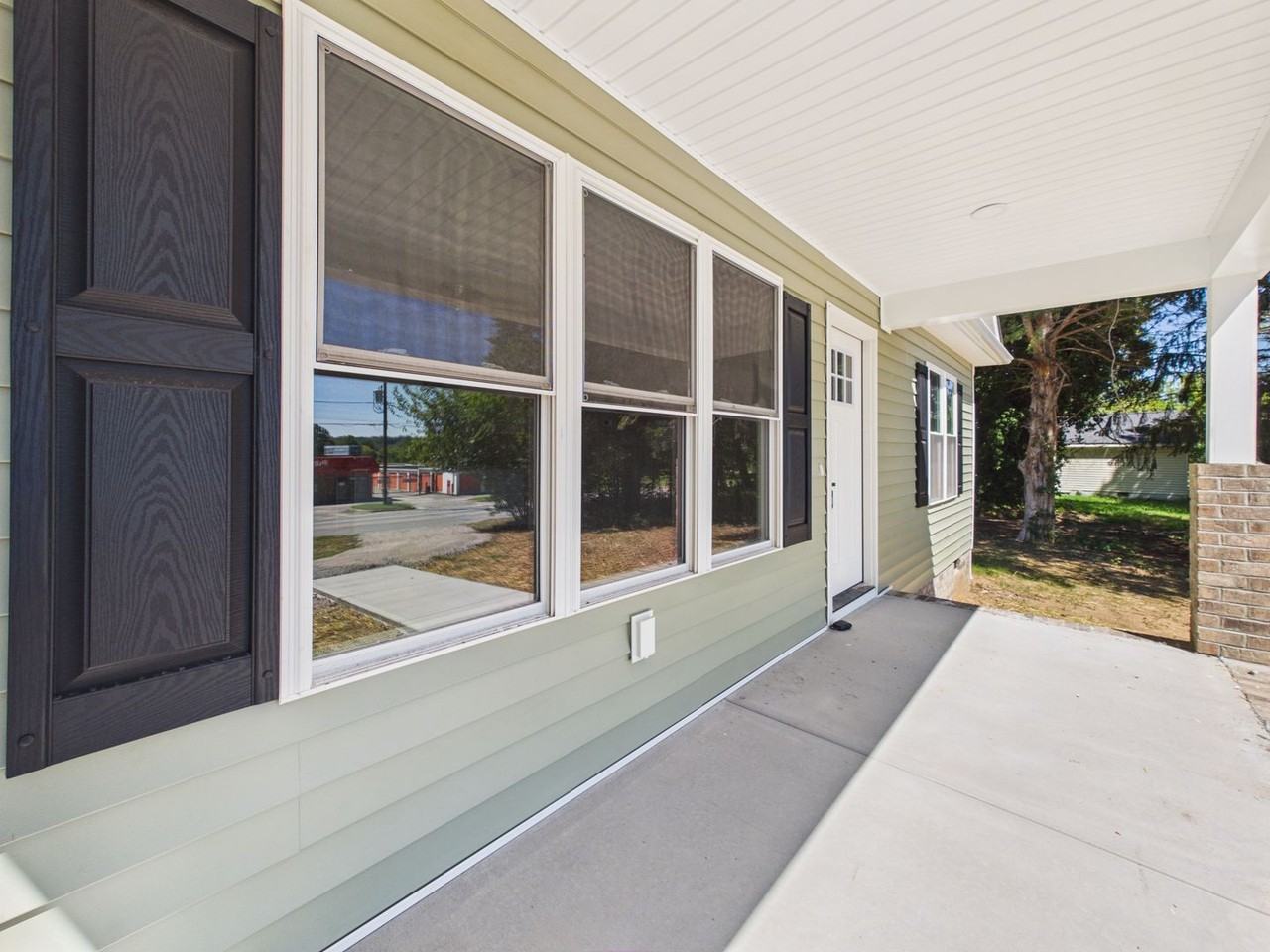 4320 Puddledock Rd - Photo 4 of 50