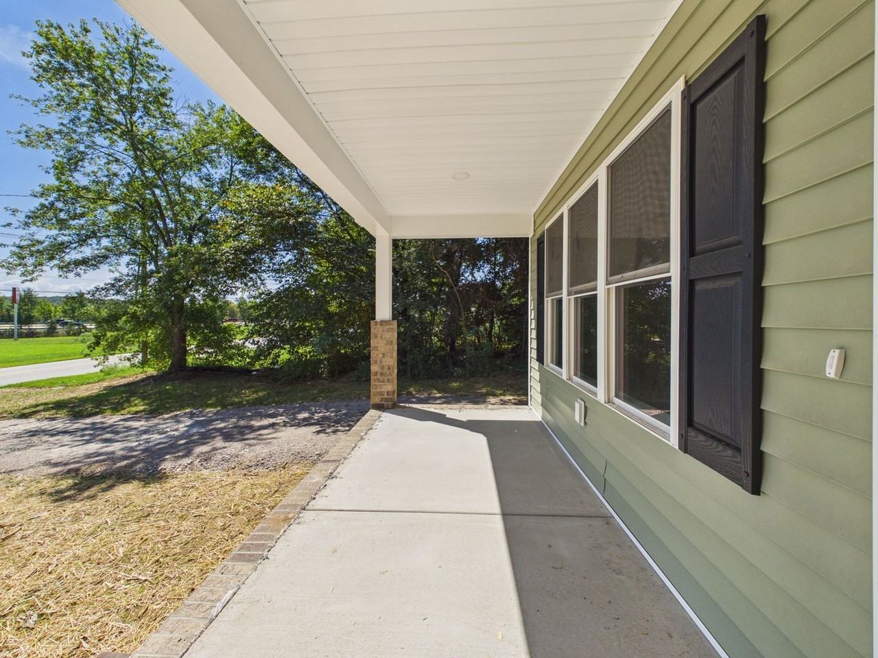 4320 Puddledock Rd - Photo 5 of 50