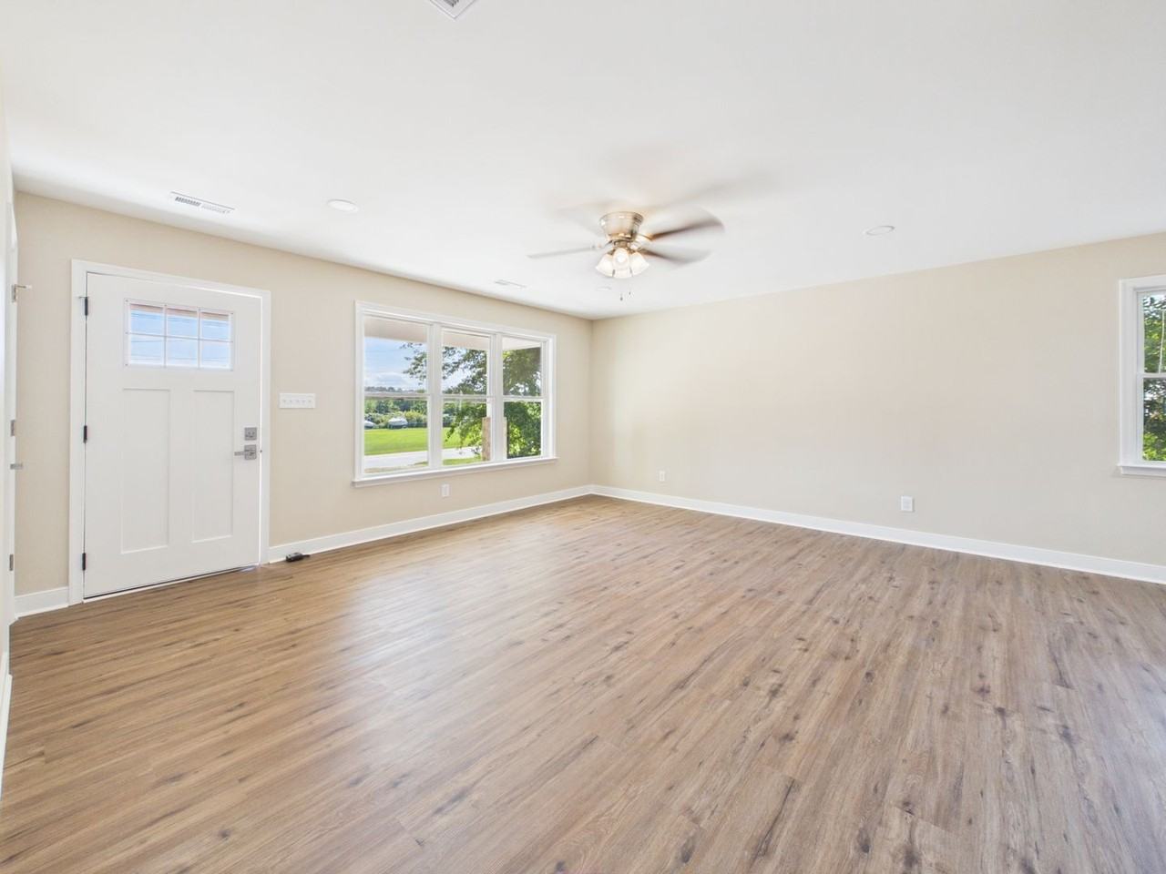 4320 Puddledock Rd - Photo 7 of 50
