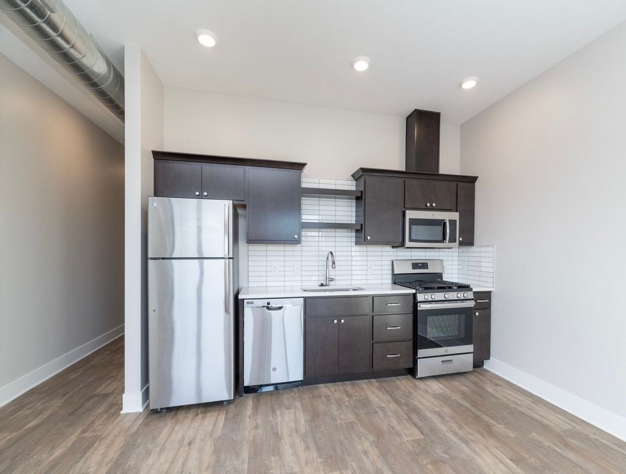 335 Center St #300 - Photo 4 of 15