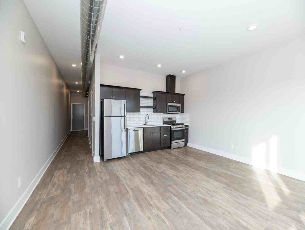 335 Center St #300 - Photo 5 of 15