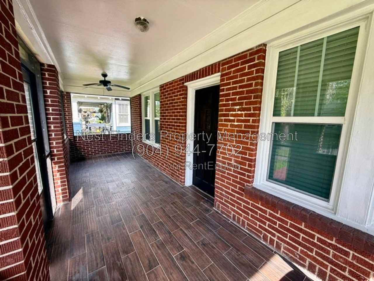 2803 Green St - Photo 3 of 31