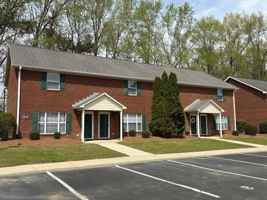 featured image of 1214 Allen Rd #D