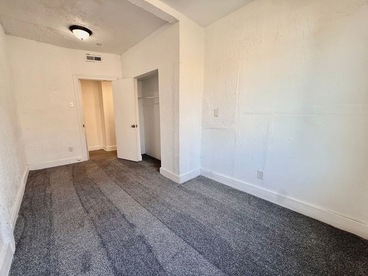 3716 Beatrice Dr #3 - Photo 7 of 13