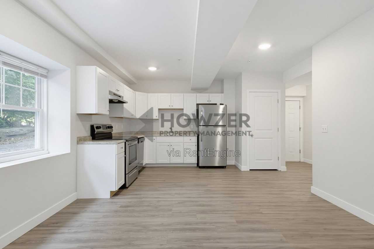 40 Summer St #102 - Photo 2 of 19