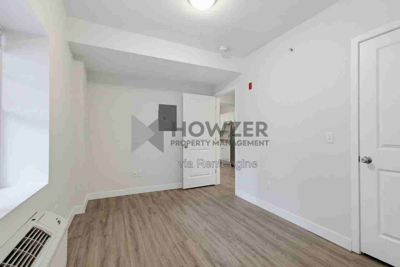 40 Summer St #102 - Photo 7 of 19