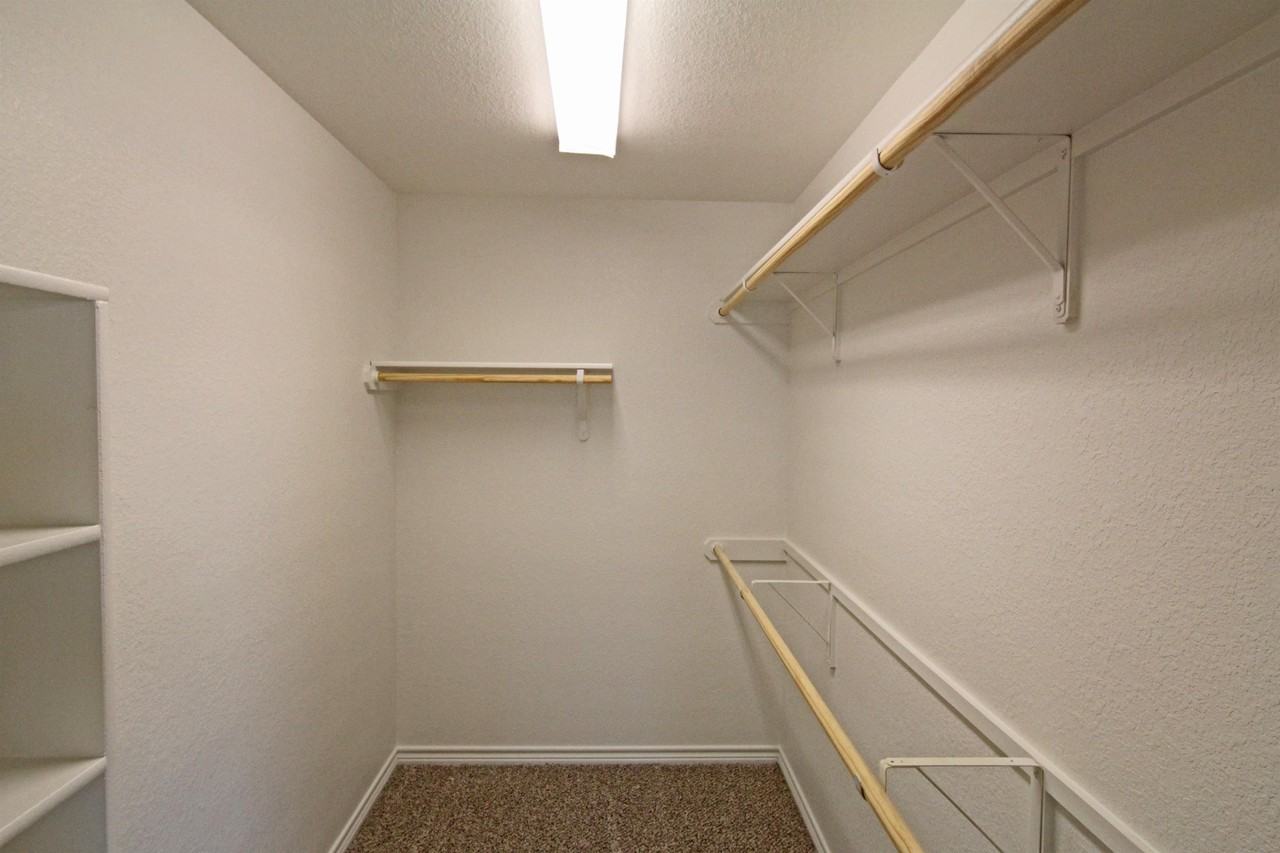 631 Westfield Blvd #631 - Photo 7 of 17