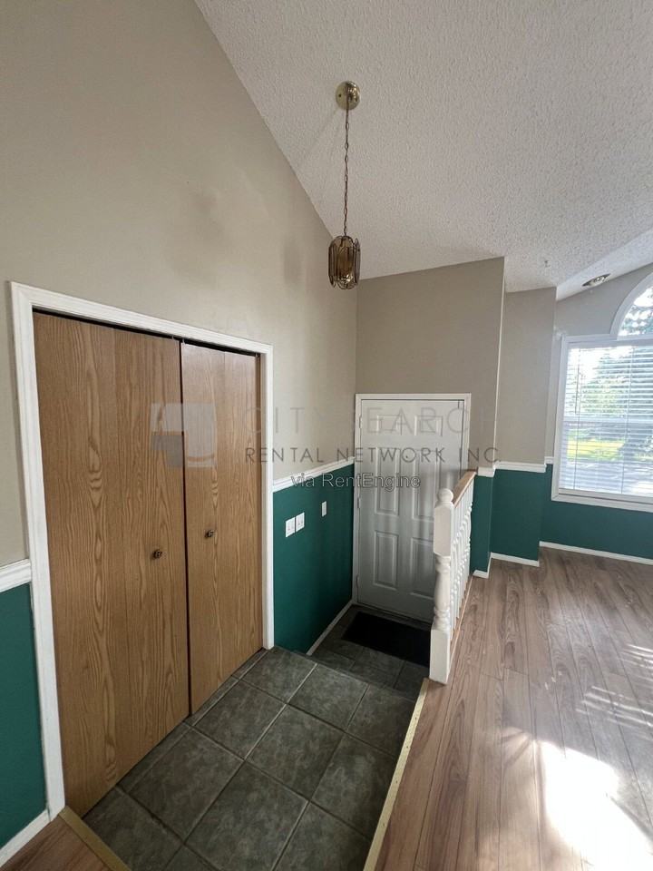 12 Millbank Rd Sw - Photo 3 of 29
