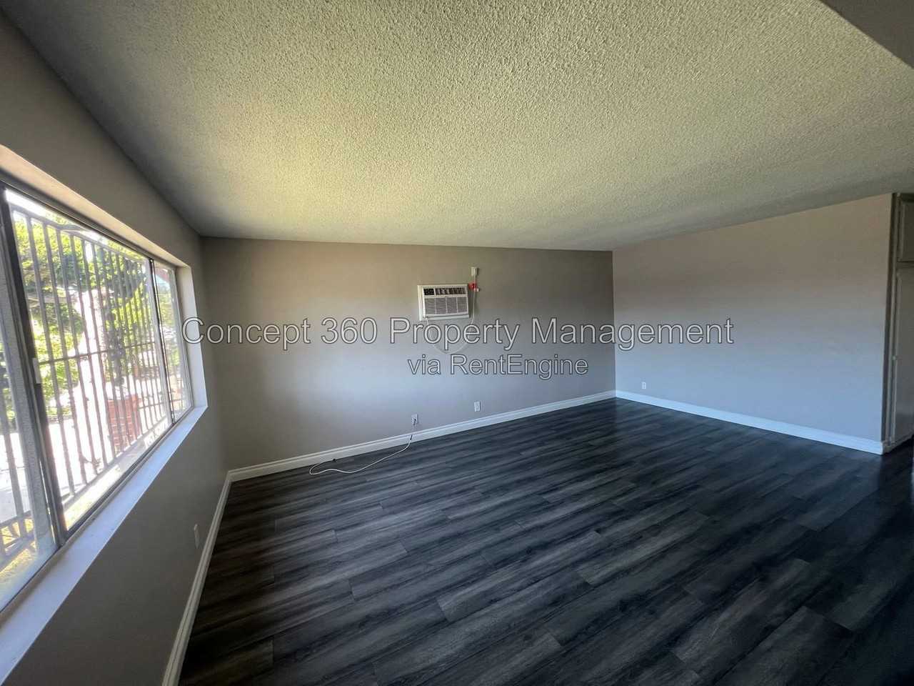 2268 Myrtle Ave - Photo 6 of 33
