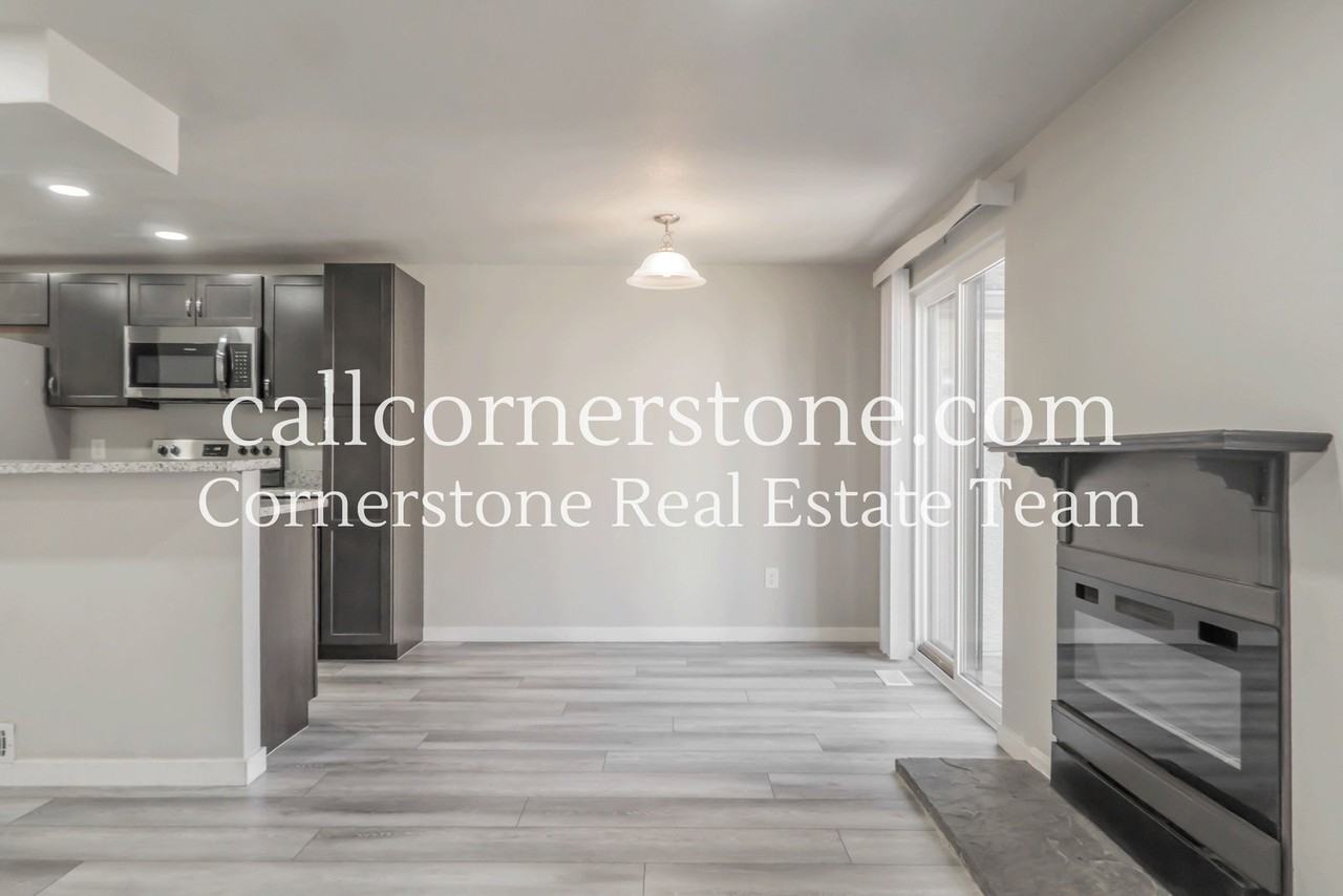 4877 Bluestem Dr - Photo 3 of 23