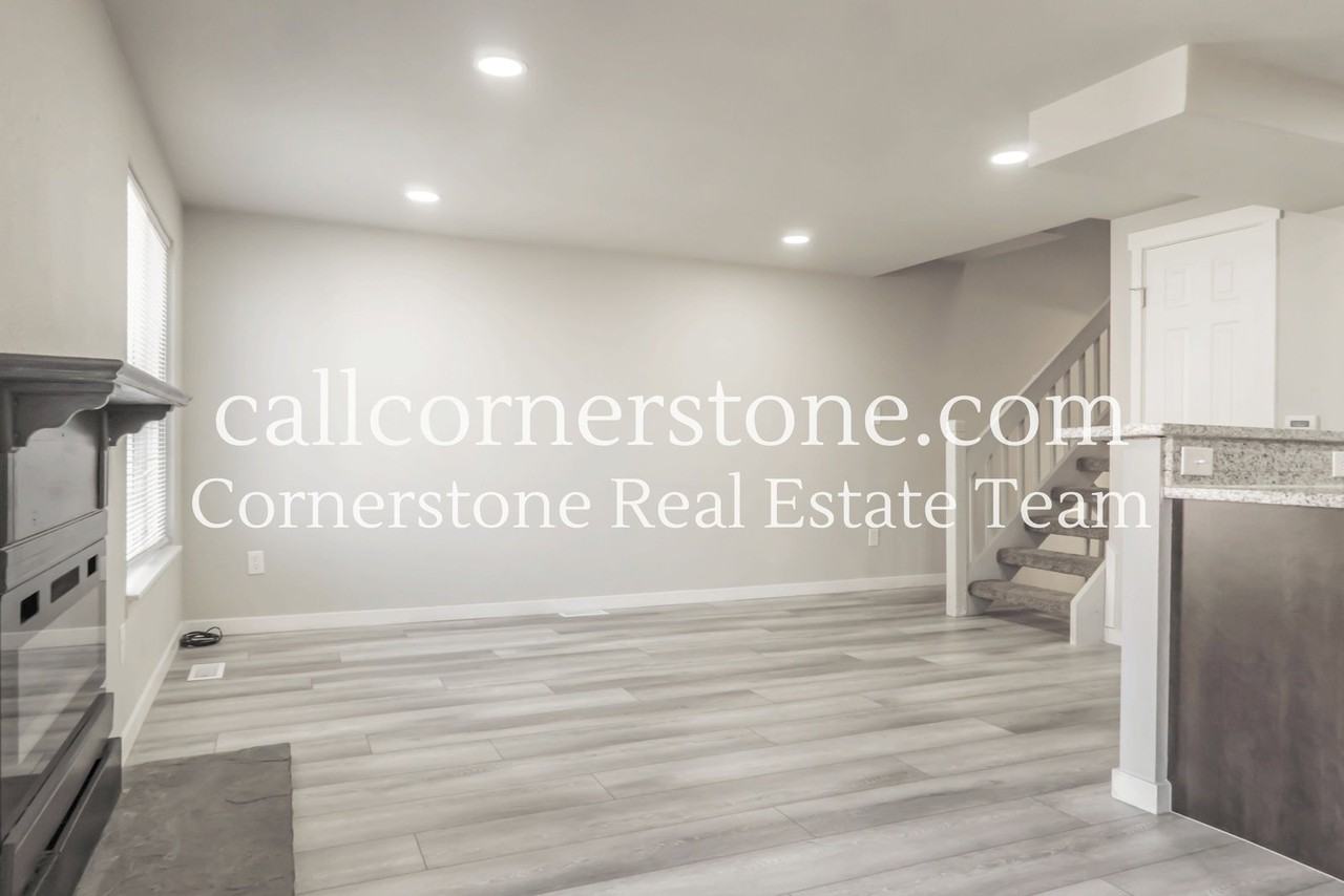 4877 Bluestem Dr - Photo 4 of 23