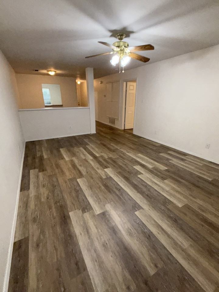 107 S 1st St #1 - Photo 5 of 15