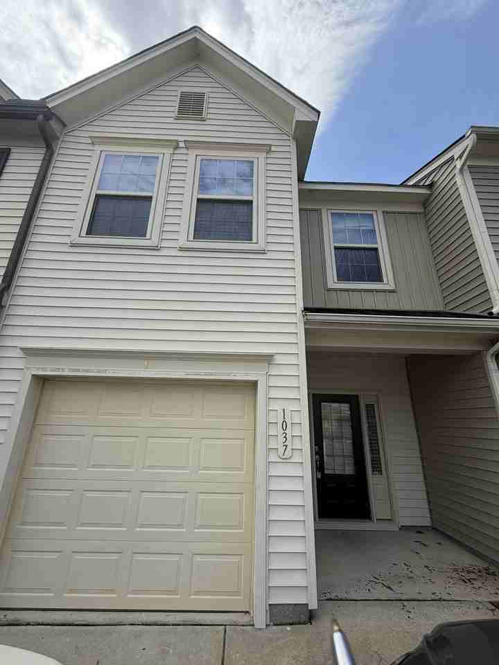 1037 Grand Ridge Dr #1 - Photo 2 of 23