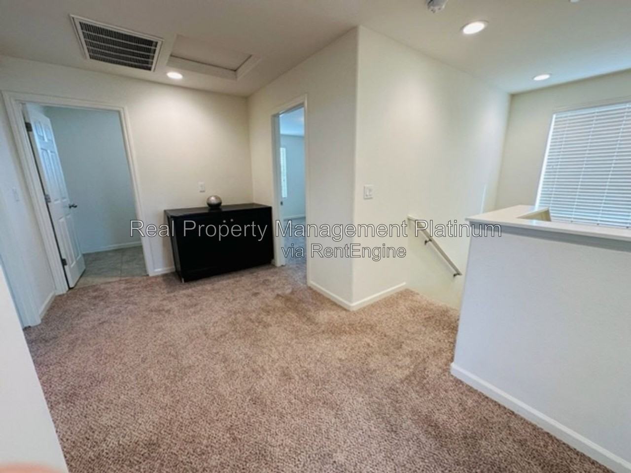 2430 Lombard Ln - Photo 4 of 28