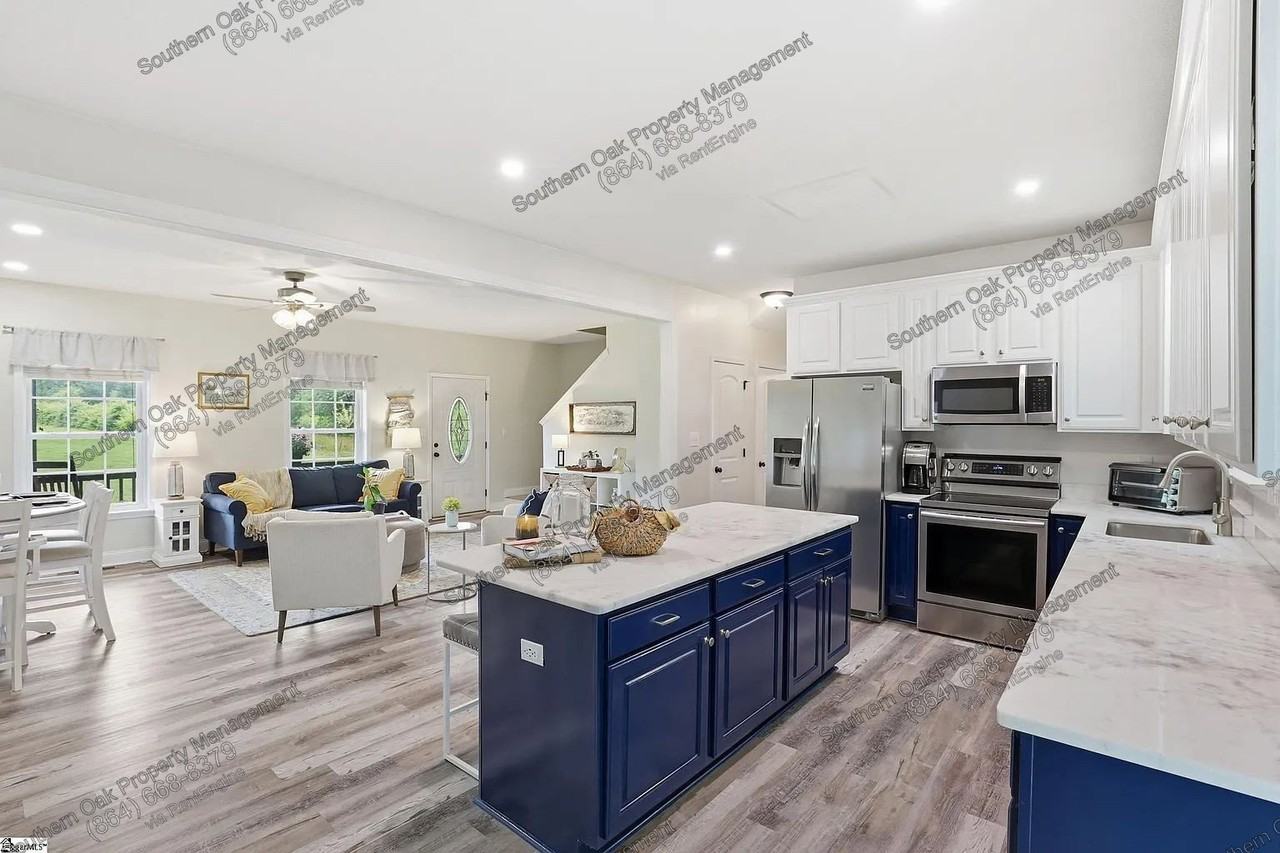 274 Circle Dr - Photo 2 of 24