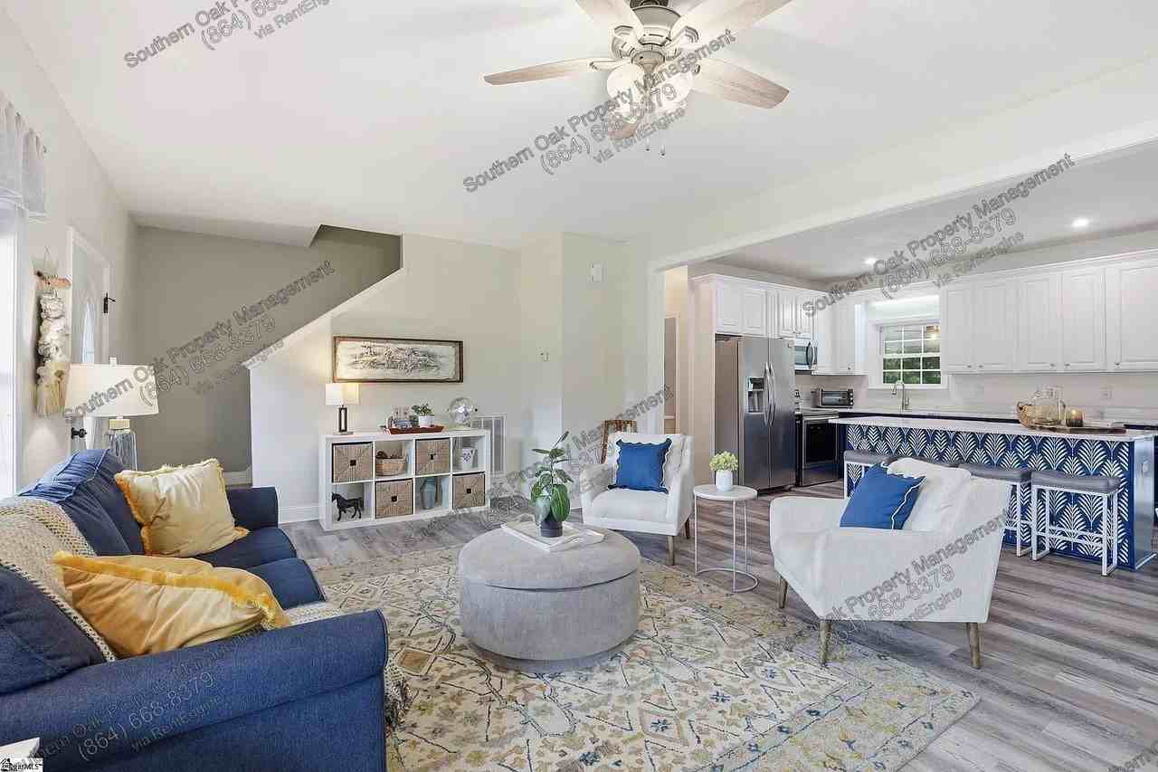 274 Circle Dr - Photo 4 of 24