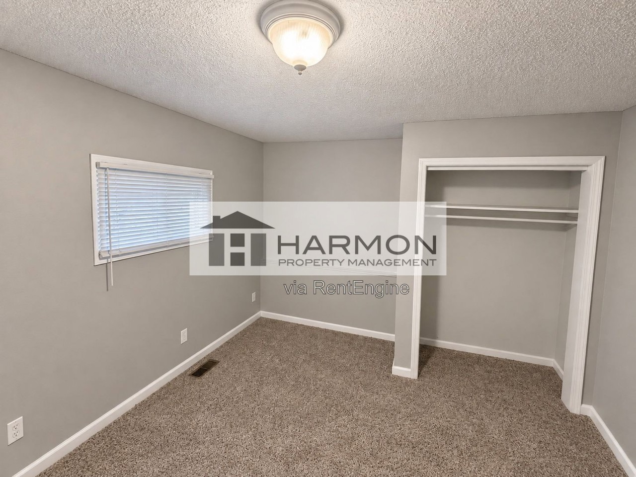 253 N Dodge Ave - Photo 7 of 9