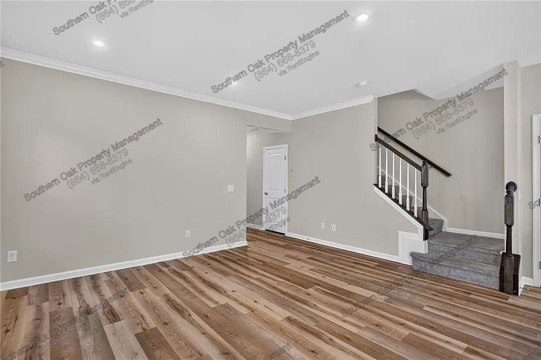 115 Roundtree Dr - Photo 7 of 36