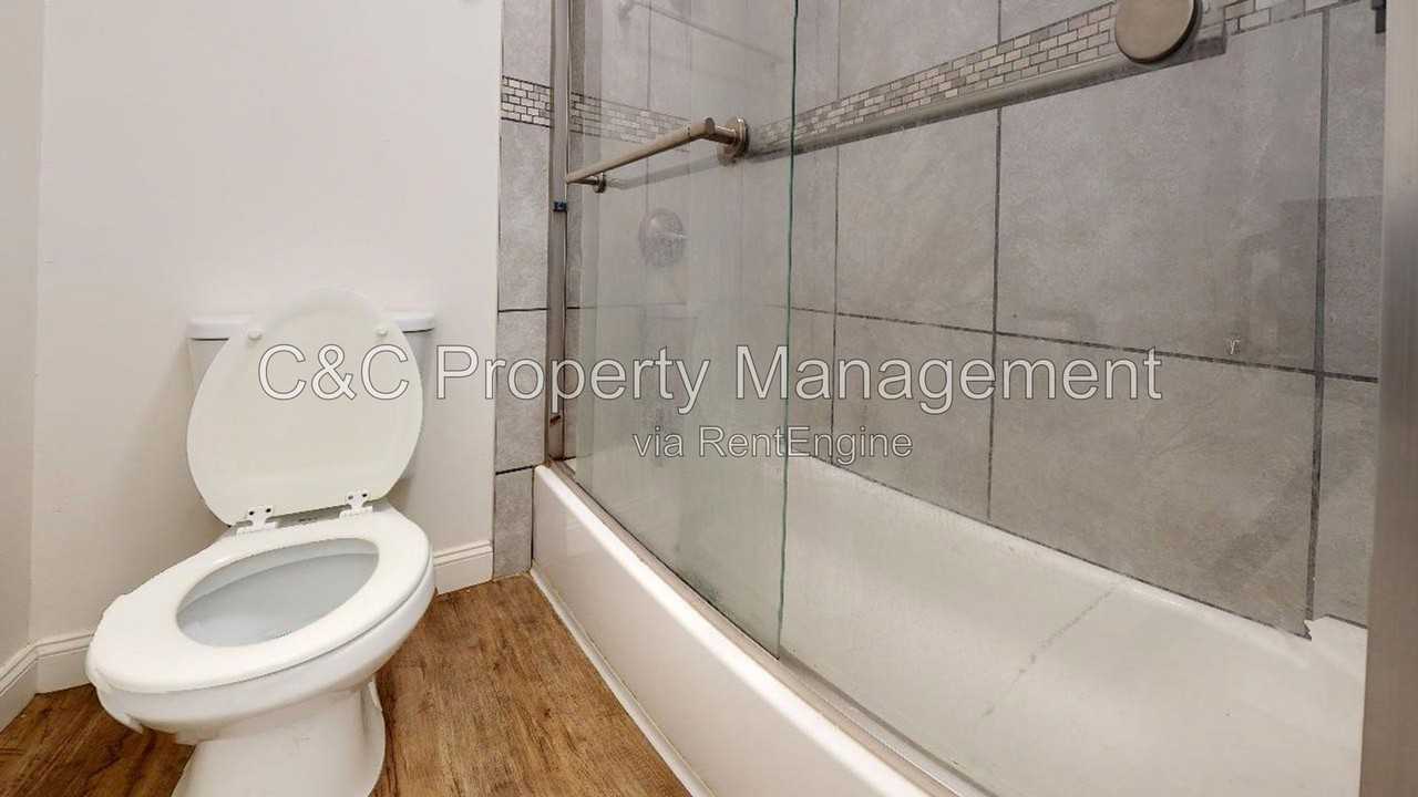 2080 Withers Ave #3 - Photo 6 of 8