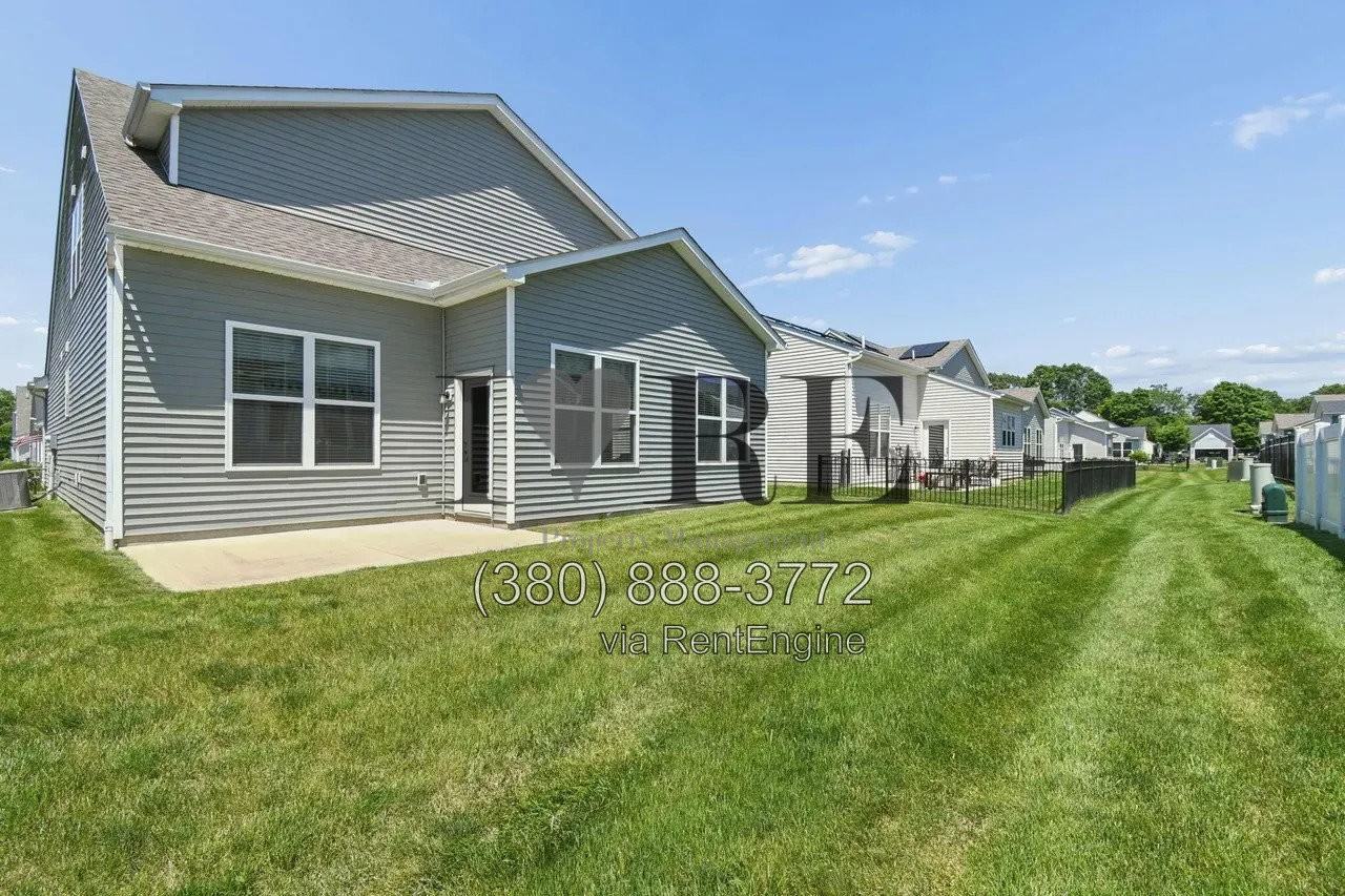 6012 Lawthorn Dr - Photo 4 of 37