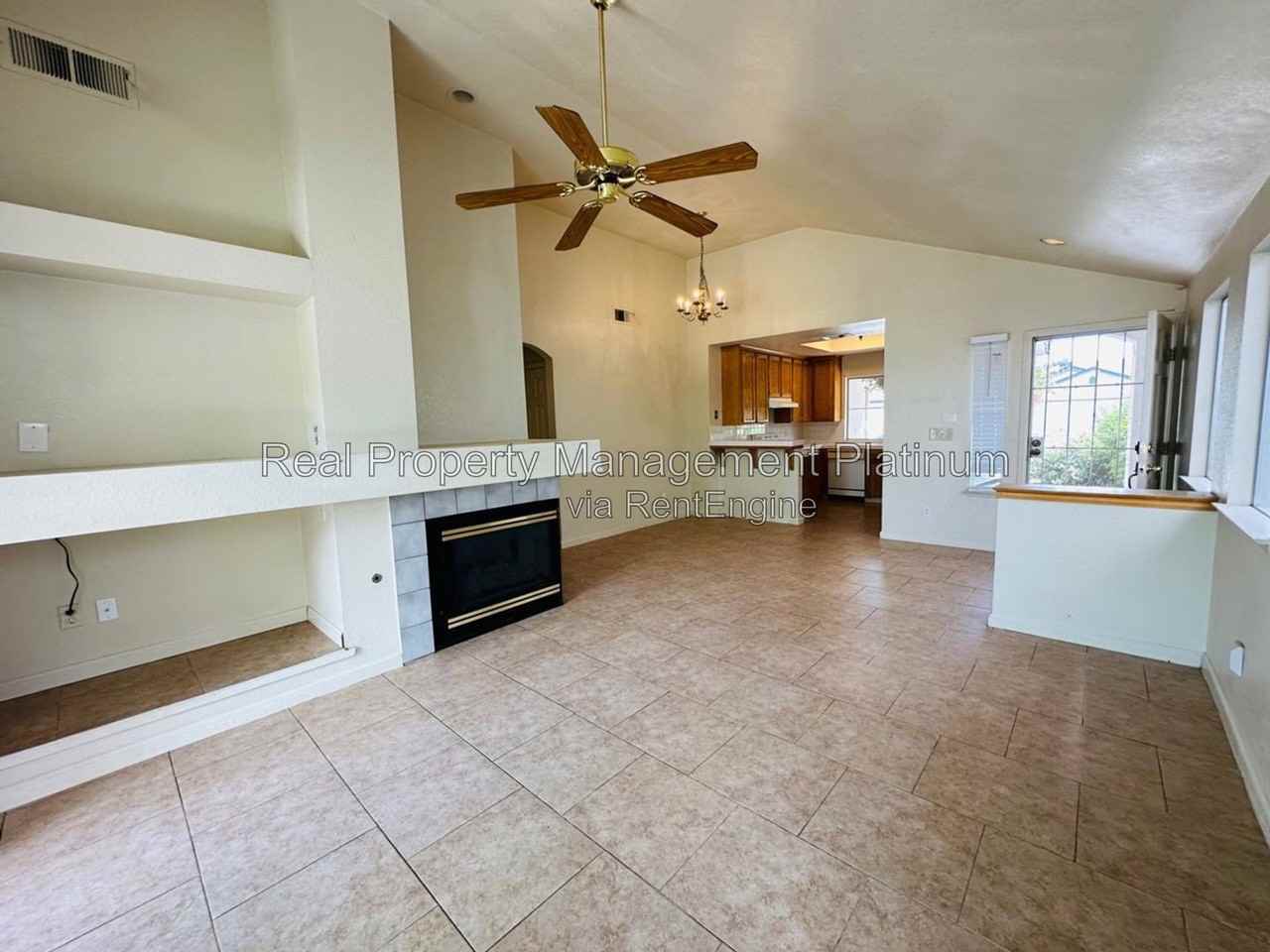 4274 W Weldon Ave - Photo 3 of 18