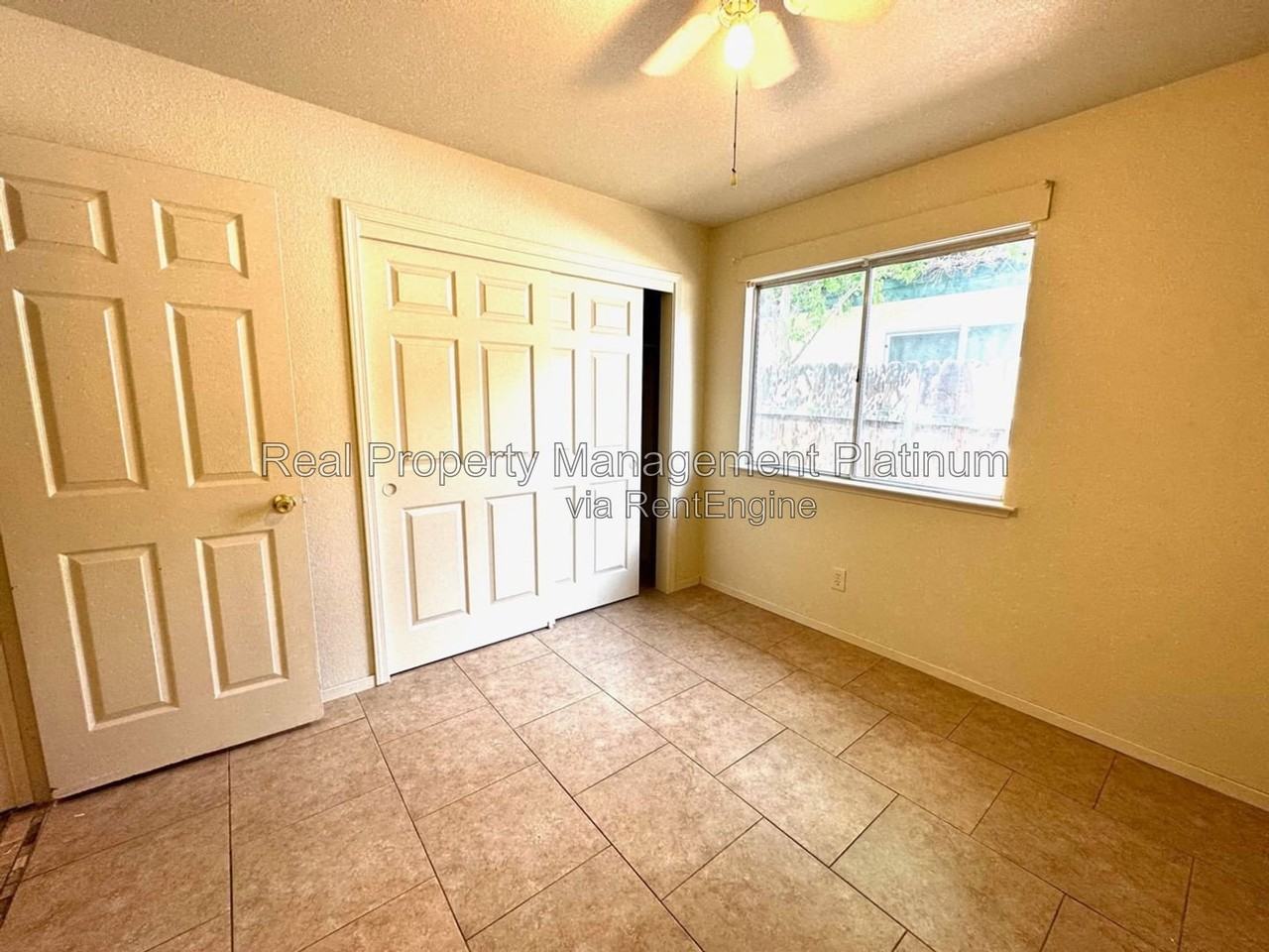 4274 W Weldon Ave - Photo 7 of 18