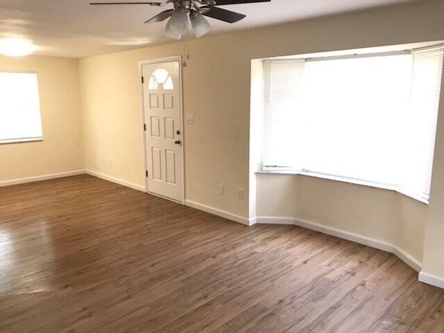 509 N Jupiter Ave - Photo 4 of 13