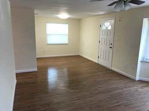 509 N Jupiter Ave - Photo 5 of 13