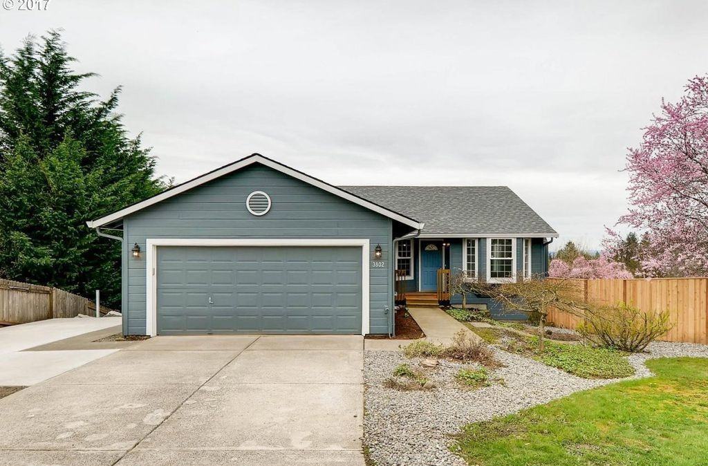 3802 U St - Photo 4 of 4