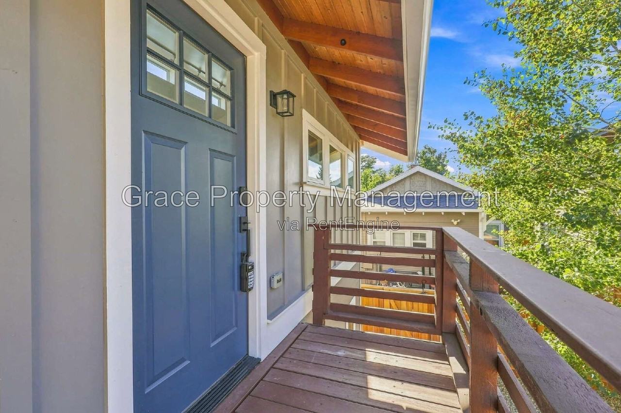 4472 Newton St - Photo 2 of 18