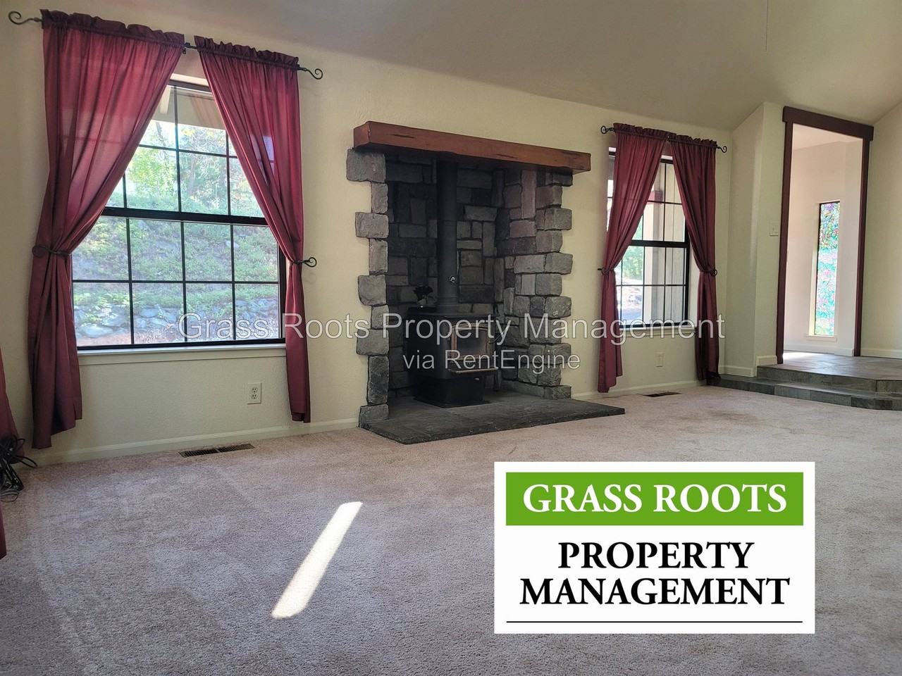 17060 Alexandra Way - Photo 3 of 8