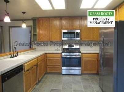17060 Alexandra Way - Photo 5 of 8