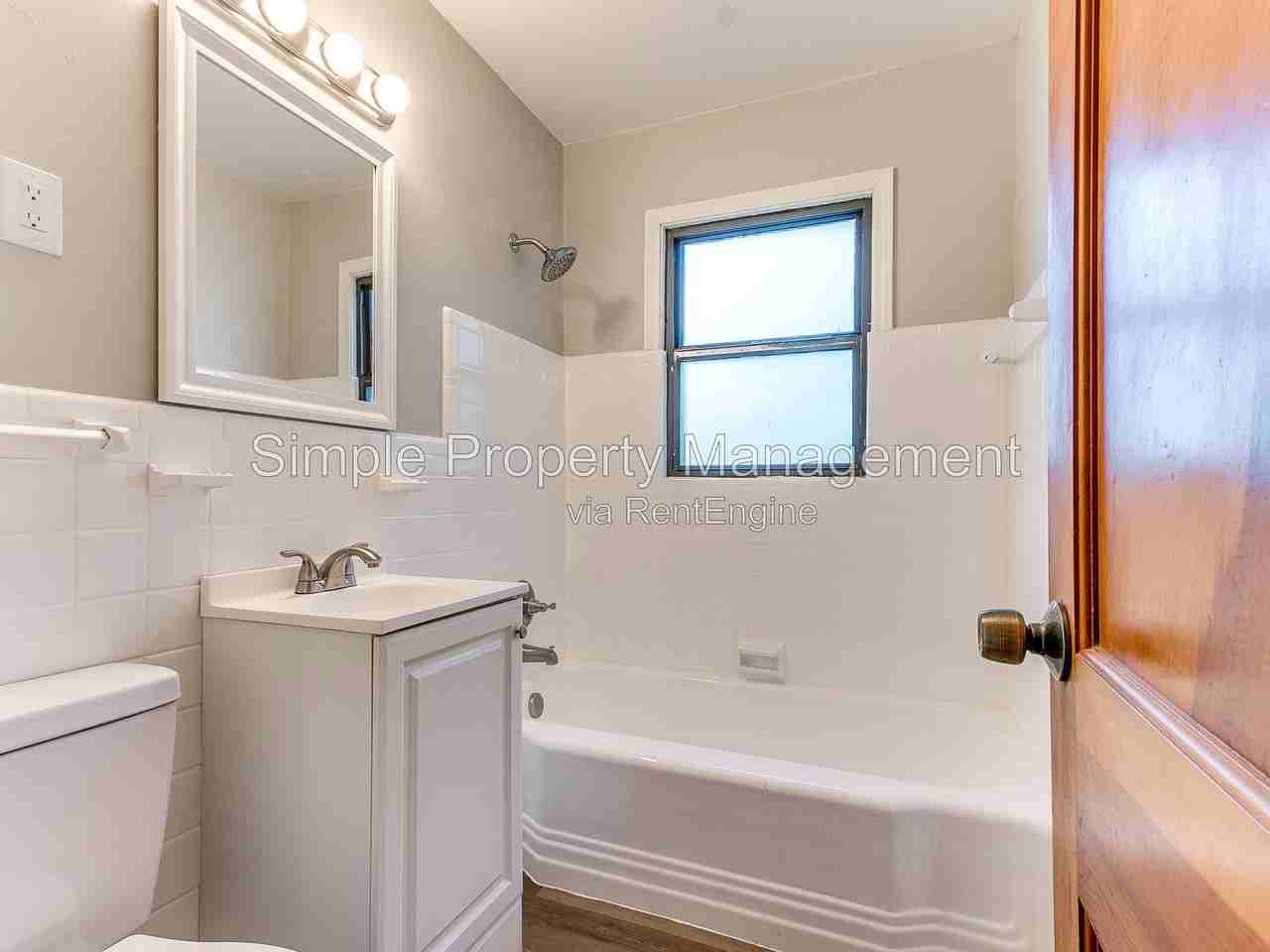 2221 Brighton Ave - Photo 7 of 10