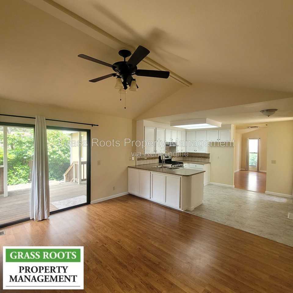 616 Pelton Way - Photo 3 of 20