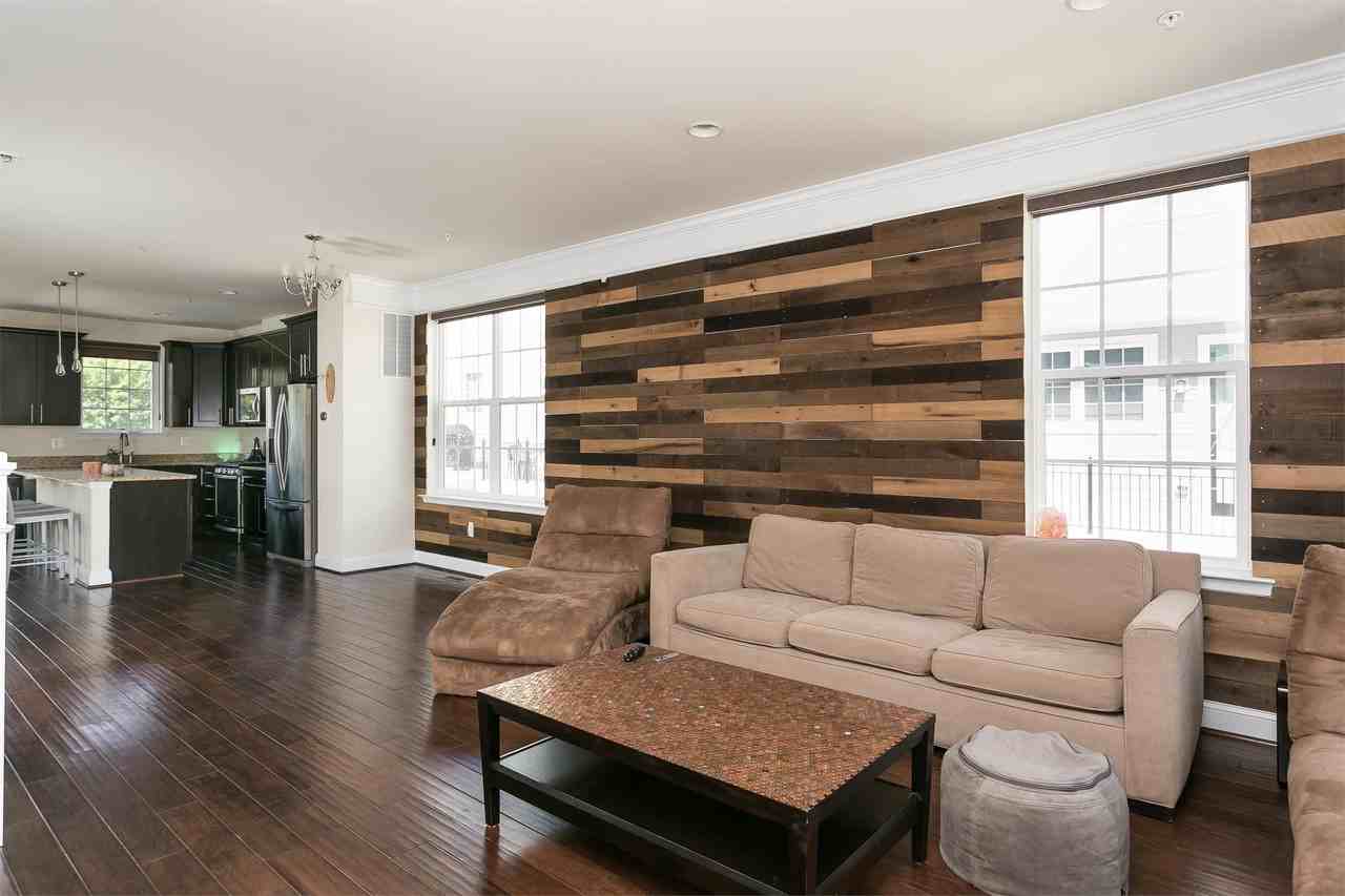 19 Willow Ave - Photo 5 of 20