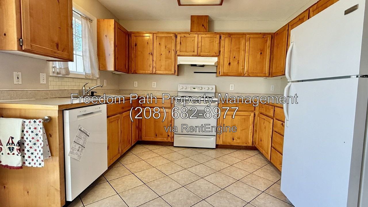13904 N Cassia St - Photo 4 of 14